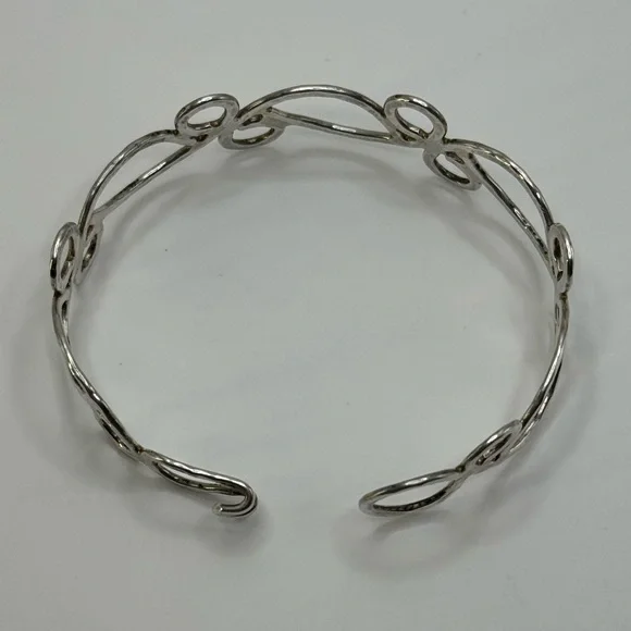 925 Silver scroll bangle - Picture 7 of 13